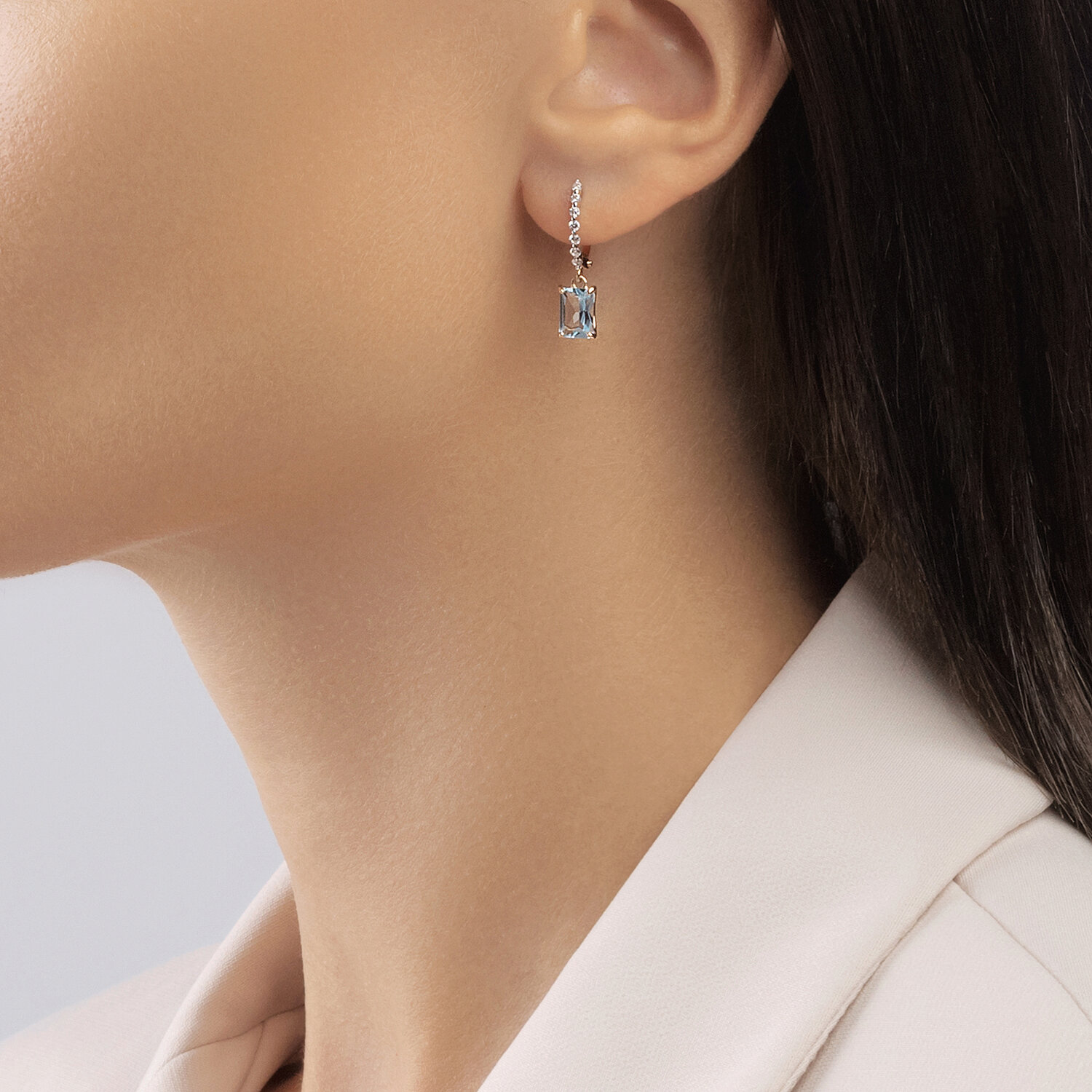 Sokolov gold earrings with topaz and zirconia - image 3