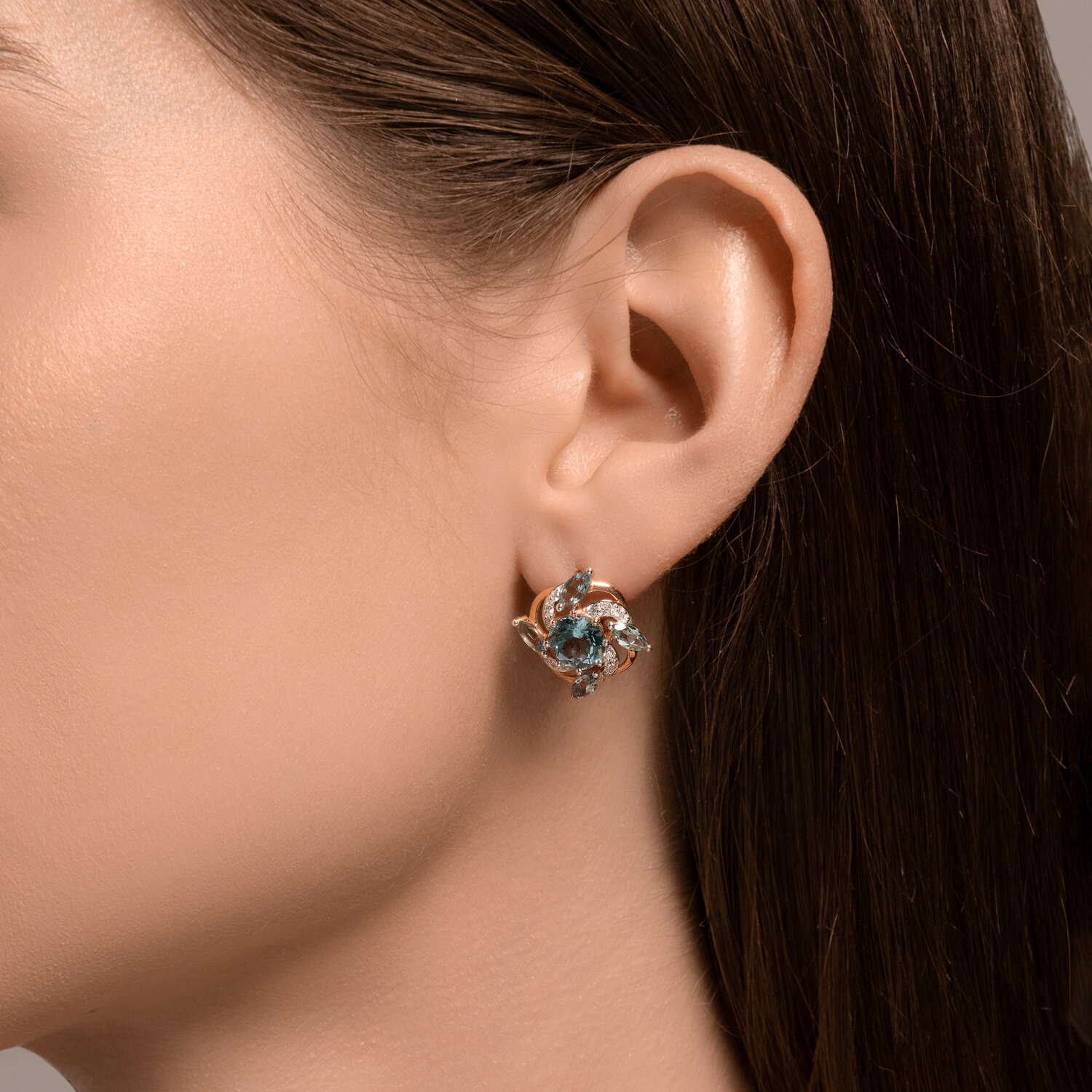Sokolov gold earrings with topaz and zirconia - image 3